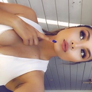 Meet your Posher, Milana